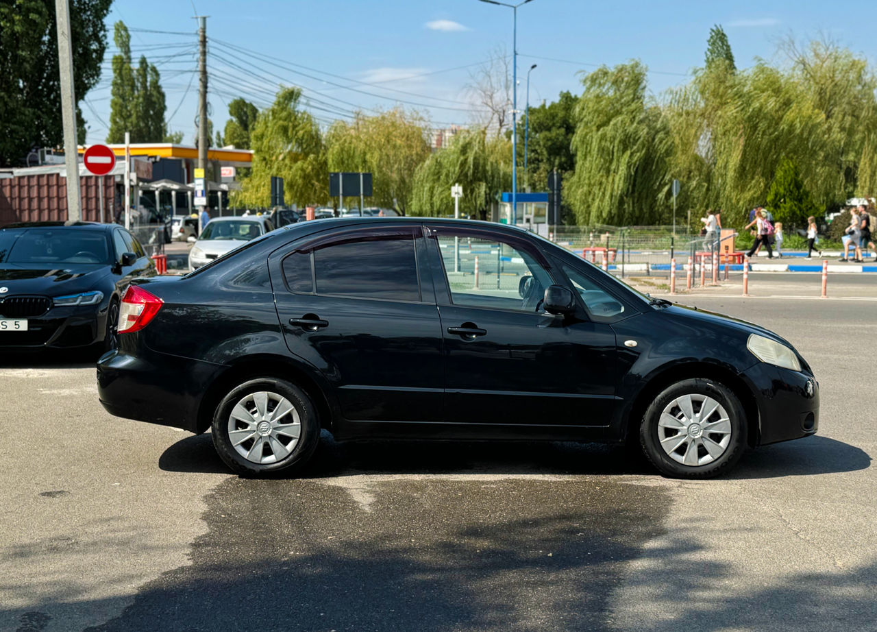 Suzuki SX4