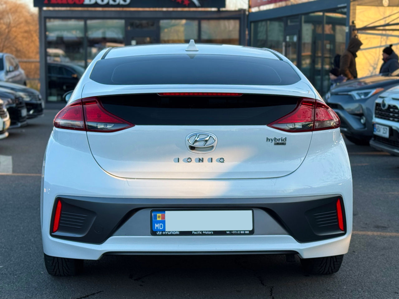 Hyundai IONIQ