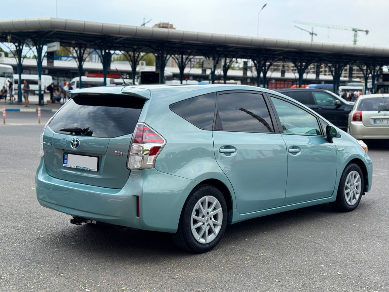 Toyota Prius V