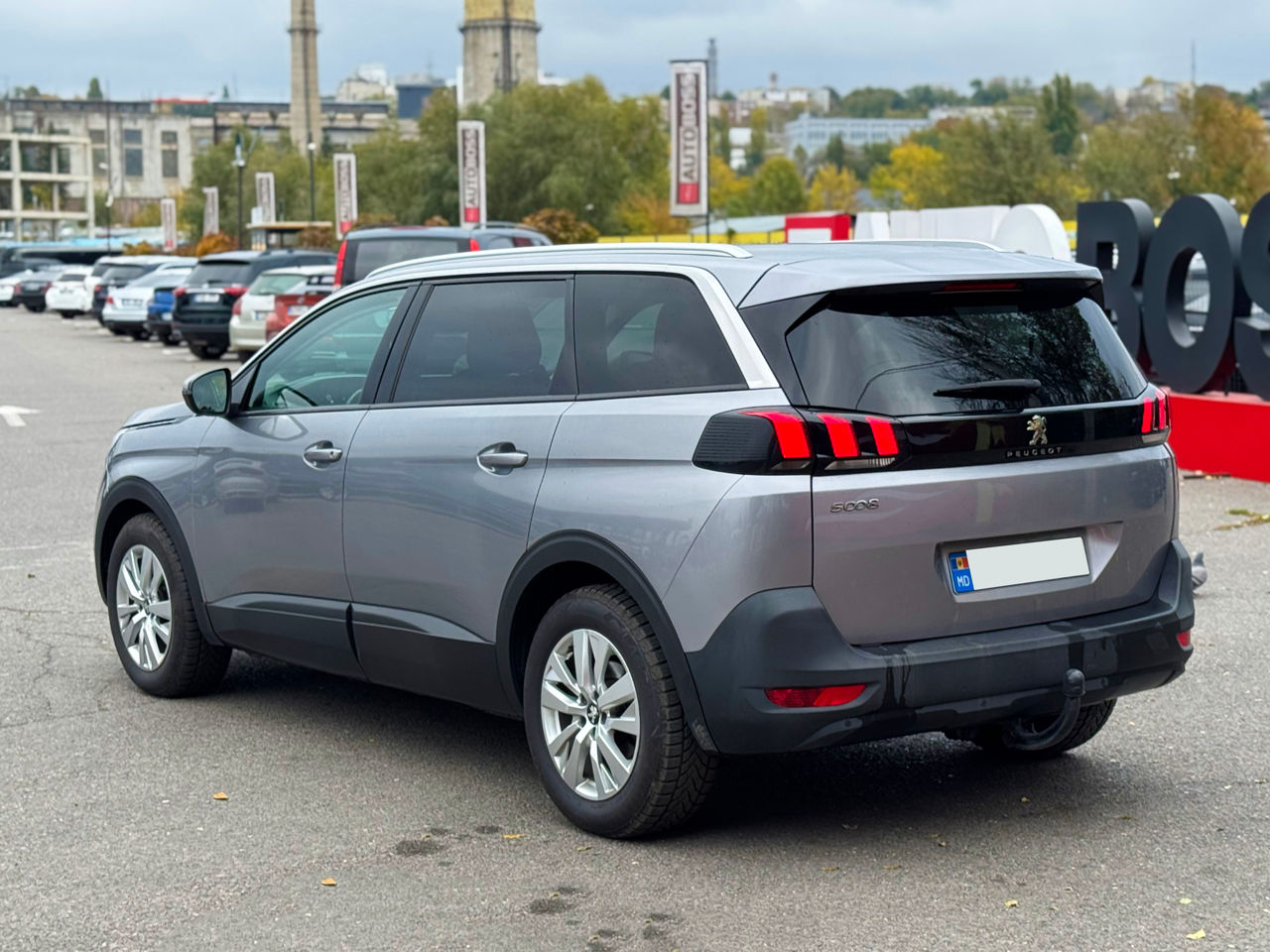 Peugeot 5008