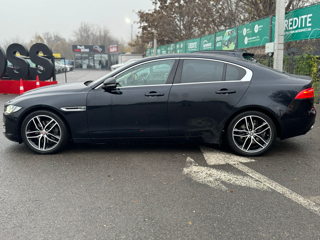 Jaguar XE